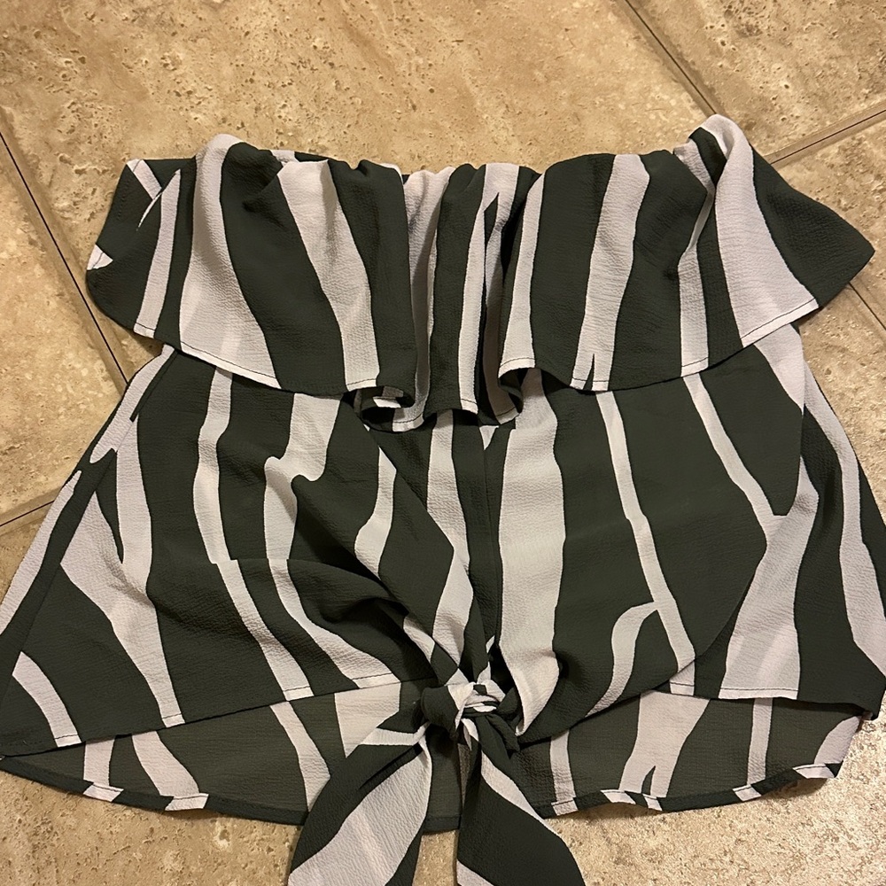 Striped Off-Shoulder Top gray white stripe